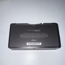 Nintendo 3DS Console CTR-001(US) w/ Charger & Mixed DS/3DS Game Lot