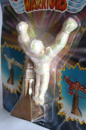 RARO ROBOT ESPACIAL DE COLOR LÁSER DE COLECCIÓN DE LOS 80 GUERREROS ROBÓTICOS VOLADORES #1 ¡NUEVO! - Imagen 4 de 6