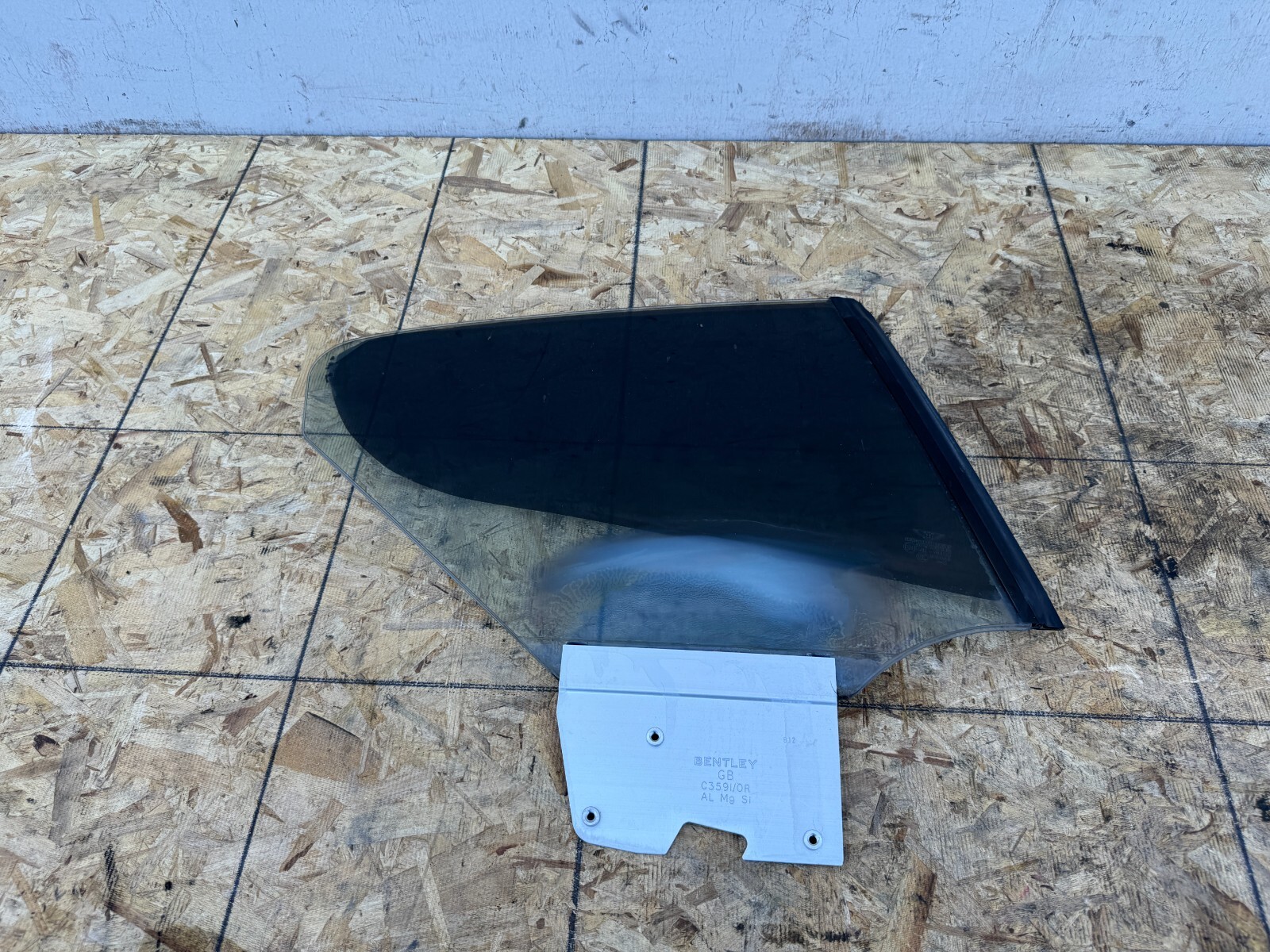 Bentley Continental GT 2004-2009 REAR+RIGHT Quarter glass