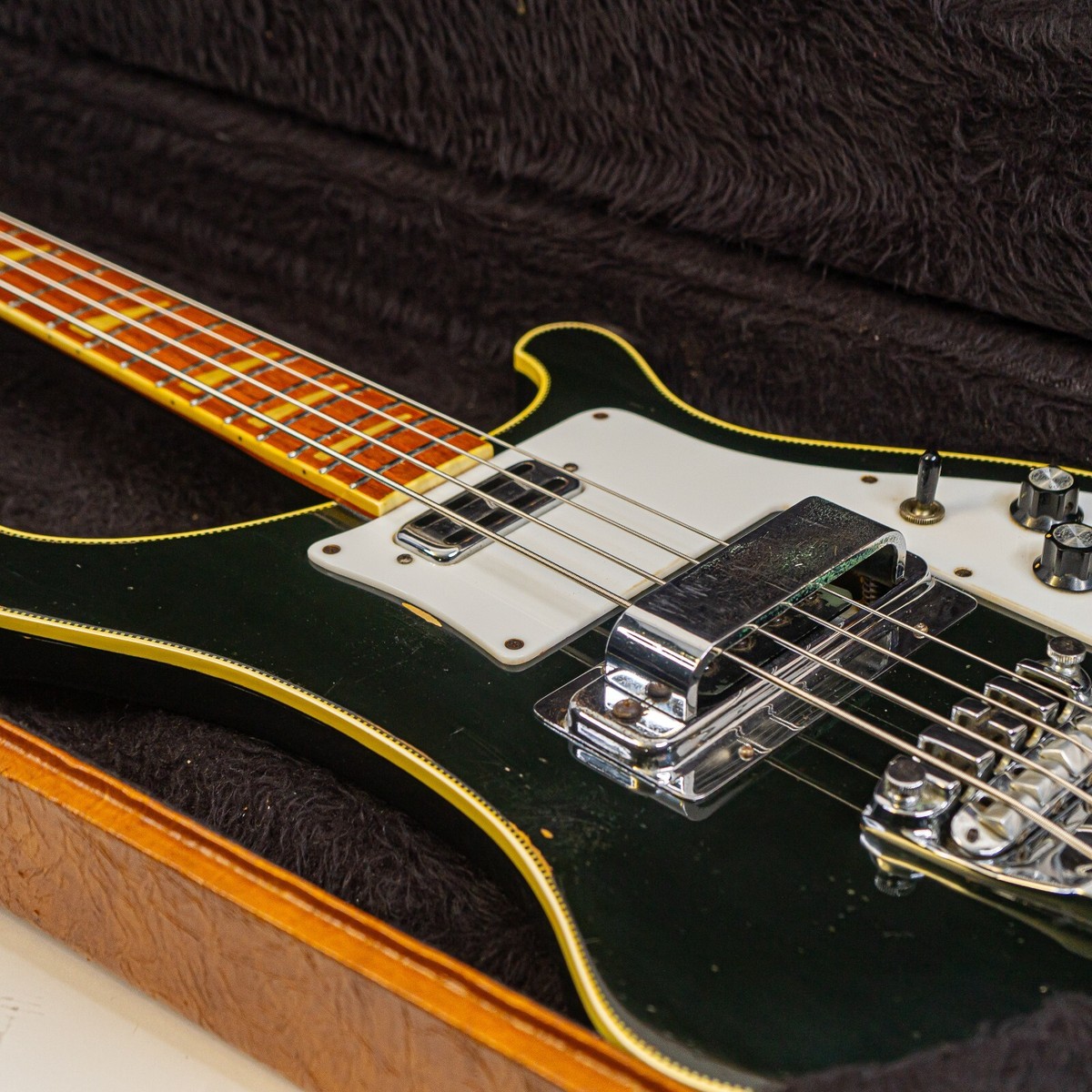 73 Rickenbacker 4001 Bass JetGlo w/ Checkerboard Binding 73 Rickenbacker 4001 Bass JetGlo w/ Checkerboard Binding