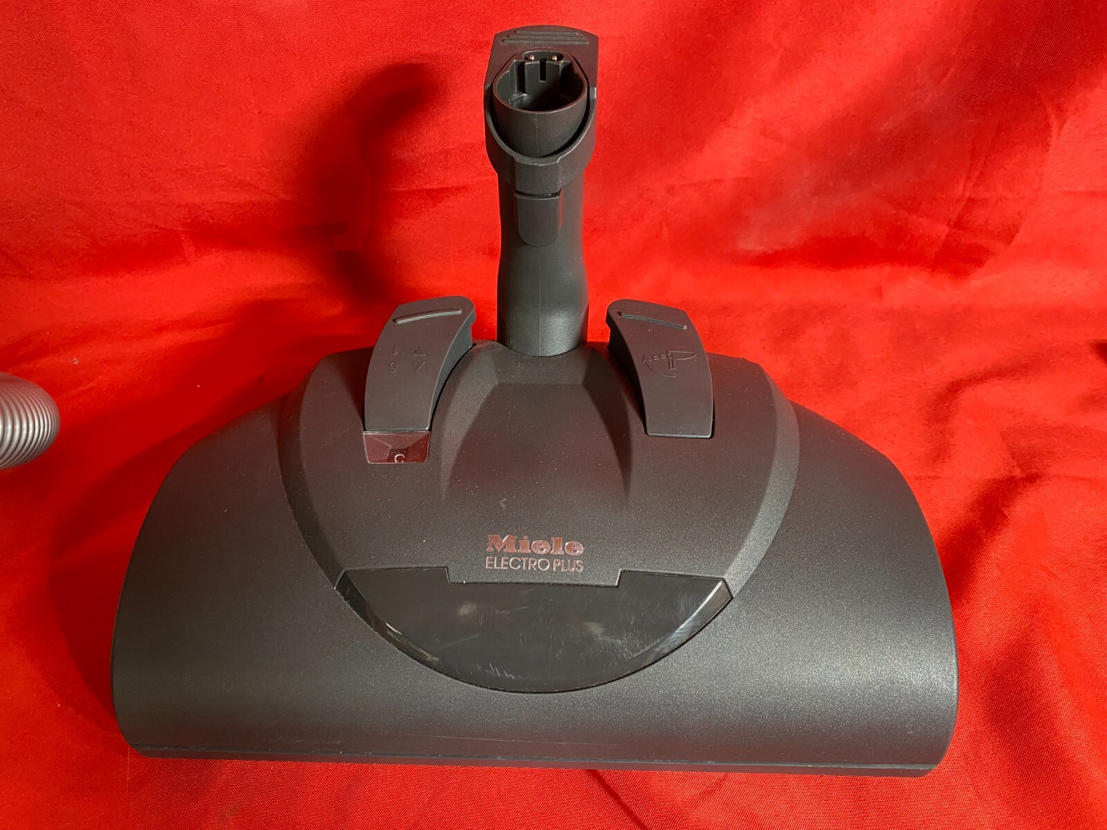MIELE SBBN0 Classic C1 Cat & Dog PowerLine Canister Vacuum Cleaner