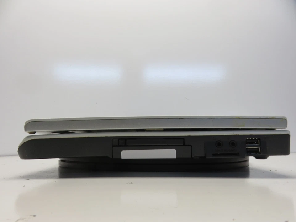 Dell Inspiron 1501 AMD Turion 64 X2 TL-50 1,6 GHz 1 GB SIN DISCO DURO sin batería Foto 4 de 4