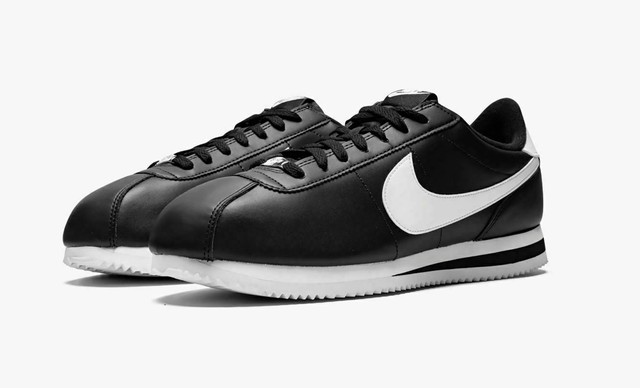 black and silver nike cortez