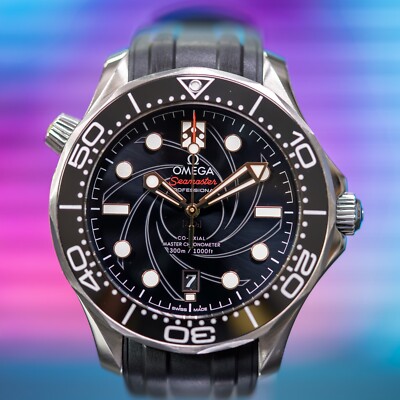 OMEGA SeaMaster James Bond 007 Collectors Set Box and Papers
