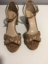 COACH AND FOUR Sandals Women’s Size 6.5 Tan Cork Floral Cut-Out Design Open Toe