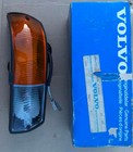 Clignotant avant droit neuf (NOS) EU pour Volvo 164 ref 1215535