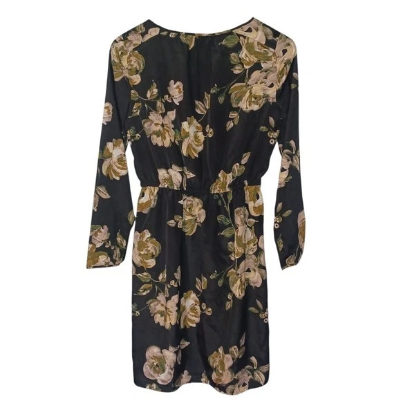 J. Vestido midi floral manga larga Crew para mujer negro y color oliva talla 0 Foto 2 de 4