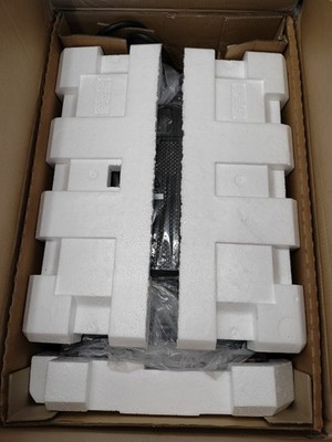 APC SRT5KRMXLT 5000VA 208V 4200W On-Line Double Conversion Smart-UPS L6-30P REF