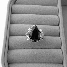 Black Onyx Gemstone 925 Sterling Silver Handmade Jewelry Partywear Ring For Wife