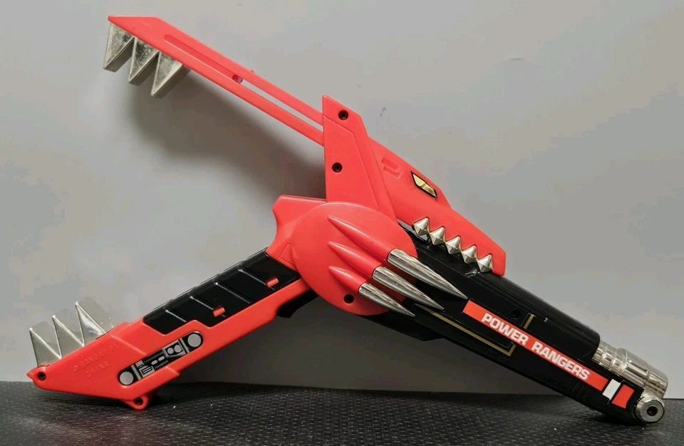 Красный бластер Mighty Morphin Power Rangers 1991 Legacy Power Blade *как есть ЧИТАЙТЕ* - Изображение 3 из 4