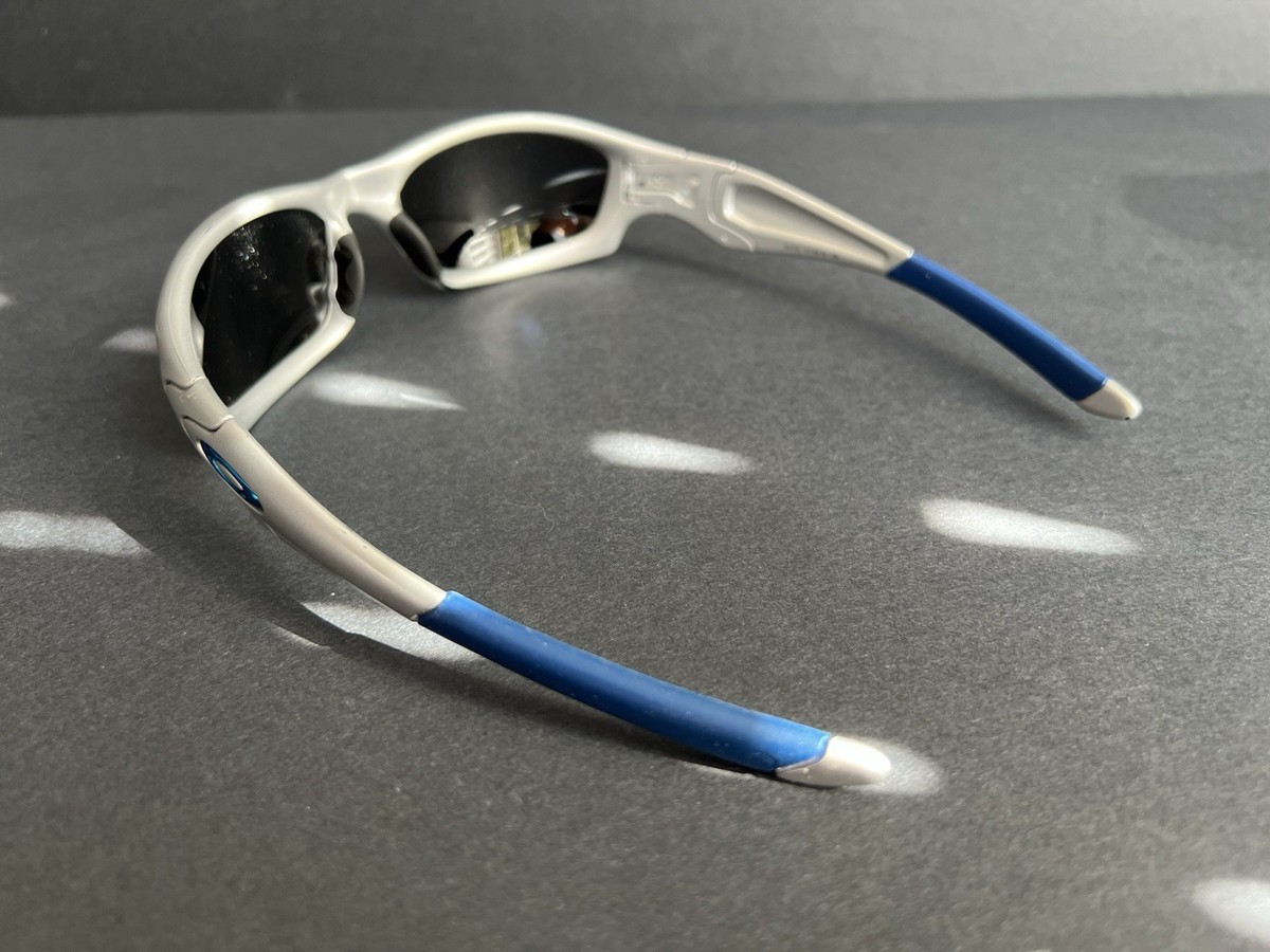 Oakley Straight Jacket - Silver w/Ice | eBay