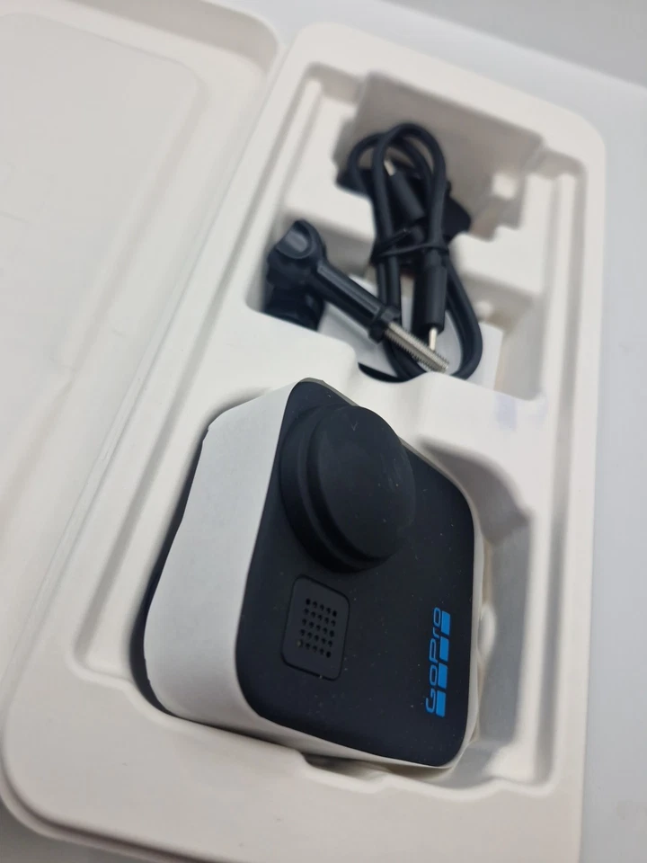 GoPro MAX – Wasserdichte 360°Action-Kamera mit 5.6K Video & 1080p Live-Streaming - Bild 4 von 4