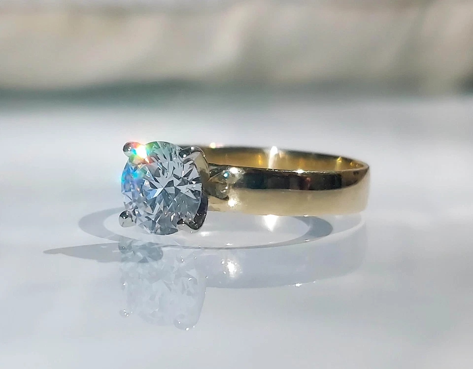 Anillo de diamantes certificado de 1,02 quilates, anillo de oro macizo de 10k talla 6, 4 puntas Foto 3 de 4