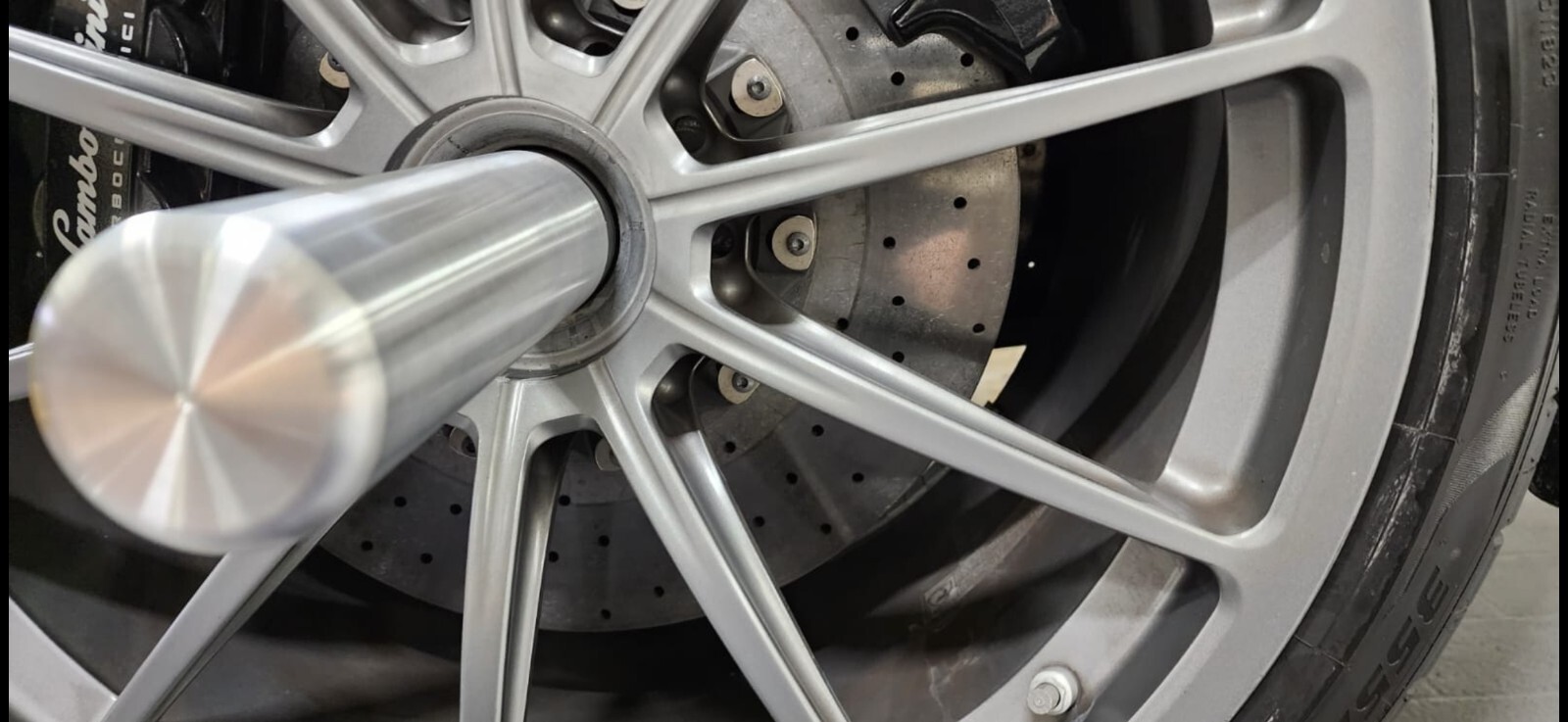 CENTER LOCK WHEEL REMOVE INSTALL TOOL ALIGNMENT LAMBORGHINI PORSCHE