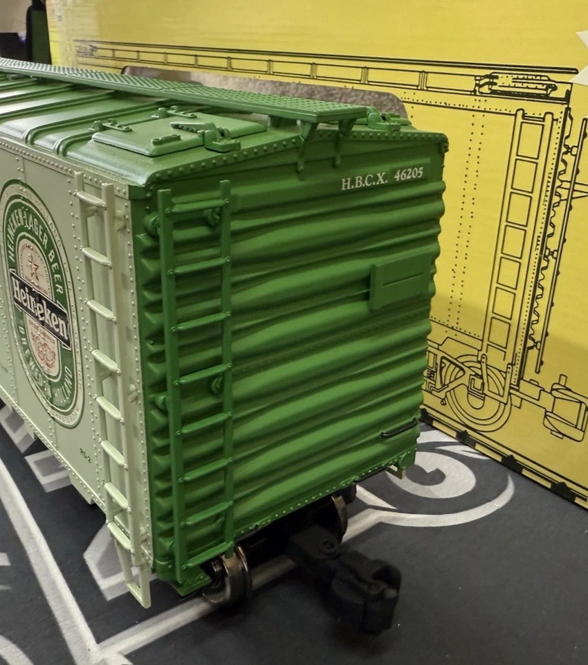Aristo Craft ART 46205 Heineken Beer Reefer green metal wheels NEW/BOX G Scale - Image 3 of 4
