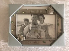 Fetco “Bless This Family” 6X4 Portrait Pewter Picture Frame BRAND NEW IN PACKAGE