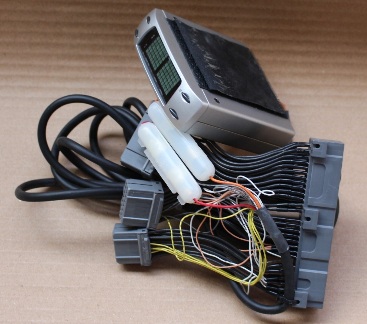 あず Lexus Ls400 95-2000 ASG63X Air Suspension Data Controller