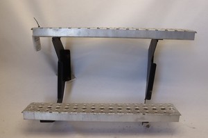 2018-2025 FREIGHTLINER CASCADIA 125 LEFT DRIVER SIDE STEP FRAME 22-73639-085 OEM