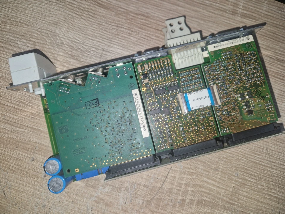 INDRAMAT Bosch Rexroth CSH01.1C-SE-EN1-EN2-NNN-S1-S-NN-FW R911297010 Version A27 - Bild 3 von 4