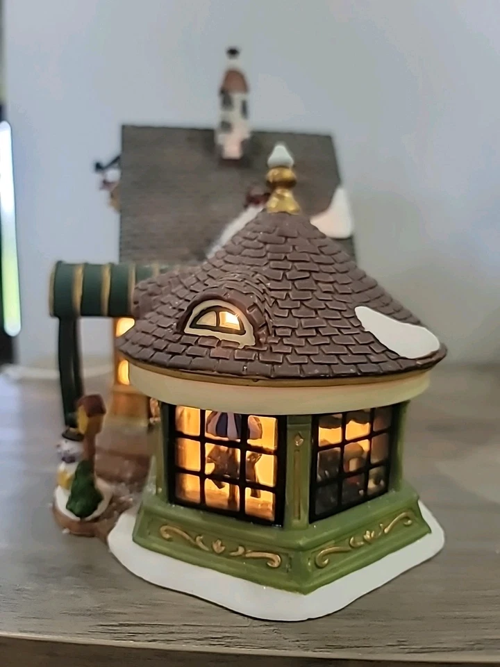 Santa’s Workbench Victorian Series Spinning Top Toy Shoppe 2002 W/ Box See Photo - Image 4 of 4