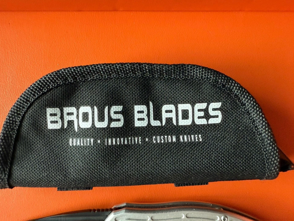 Hojas Brous - Bionic 2.0 - #0147 de 1000 - Hoja de acero para herramienta D2 - Aluminio. Mango Foto 4 de 4
