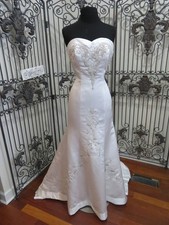 C24W DAVID'S v9322 White Corset SZ 8 ZIP WEDDING  GOWN DRESS NEW