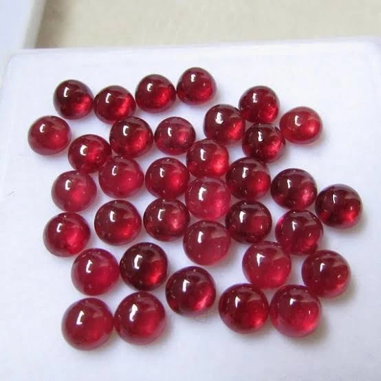 Lotes de rubíes cultivados en laboratorio al por mayor de 6x6 mm cabujón redondo piedras preciosas sueltas para joyería Foto 3 de 4