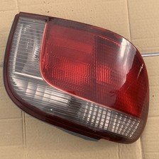 TOYOTA YARIS MK1 99-55 PASSENGER SIDE REAR LIGHT France style