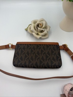 Michael Kors Signature Leather Waist Bag/Fanny Pack Belt Bag  display picture 1