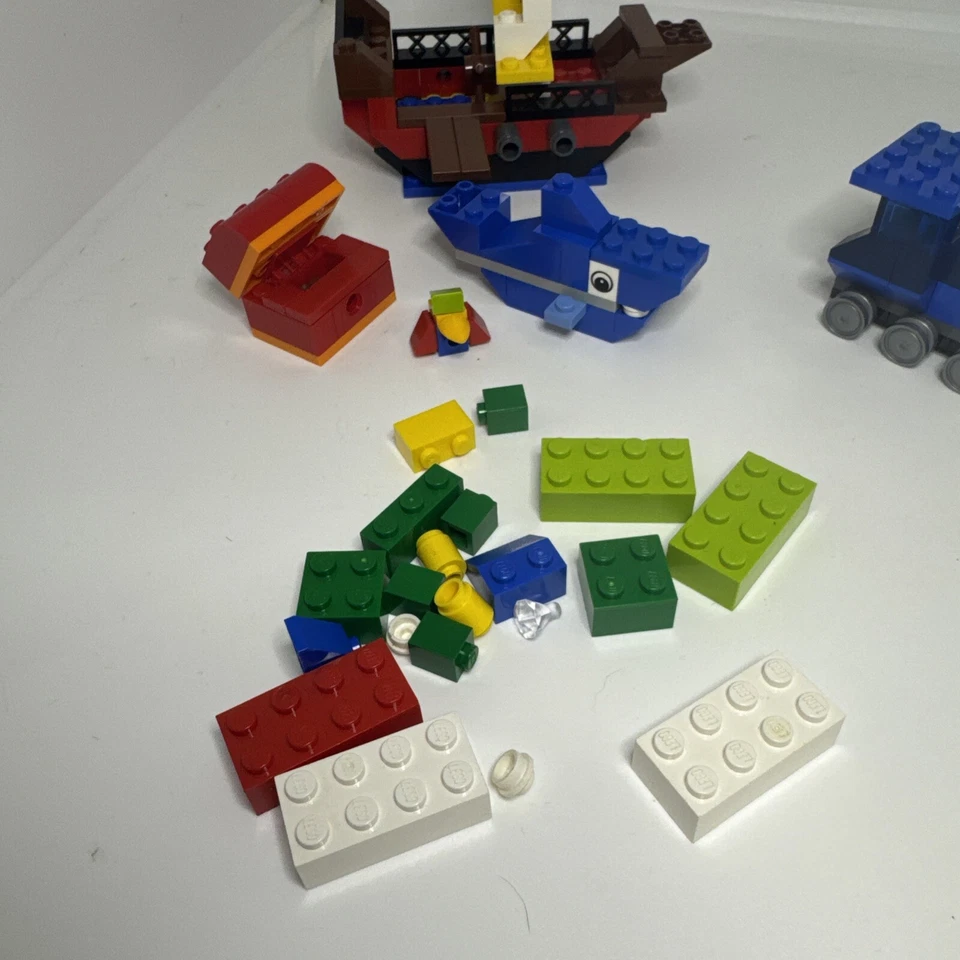 Lego Creator 6161 Brick Box, Classic 10706 & 10708 Green & Blue Box, photo 4 of 4