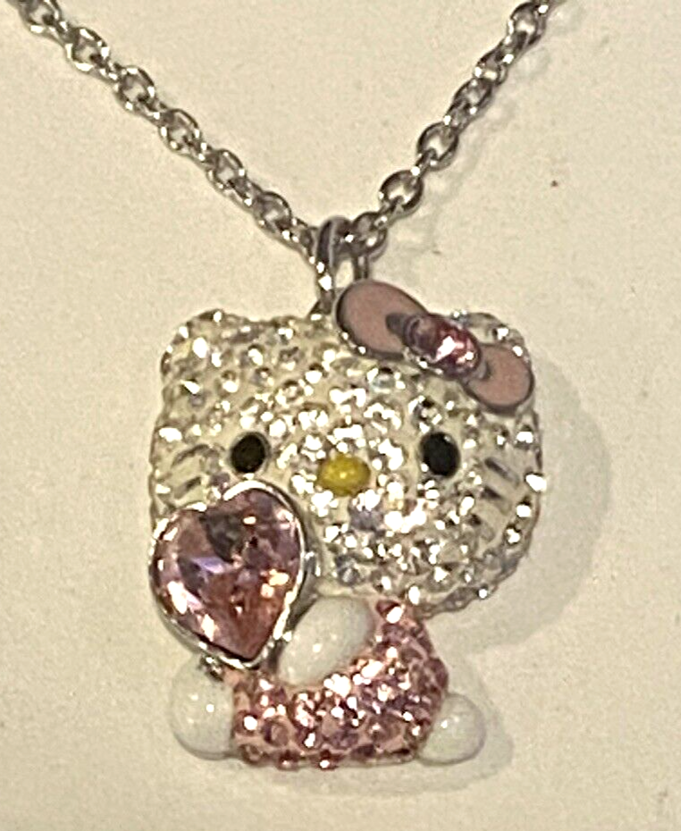 Swarovski×Hello Kitty Stone ペンダントハートチャーム Swarovski×Hello Kitty Stone ペンダントハートチャーム