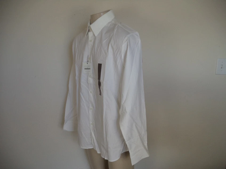 Camisa elástica de estructura blanca para hombre. L (16 - 16 1/2). 97% algodón/3% spandex. Foto 4 de 4
