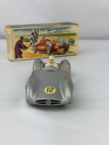 Crescent Toys - Vintage 1284 Mercedes Benz 23.5 Litre Grand Prix Collectible Car - Picture 15 of 20