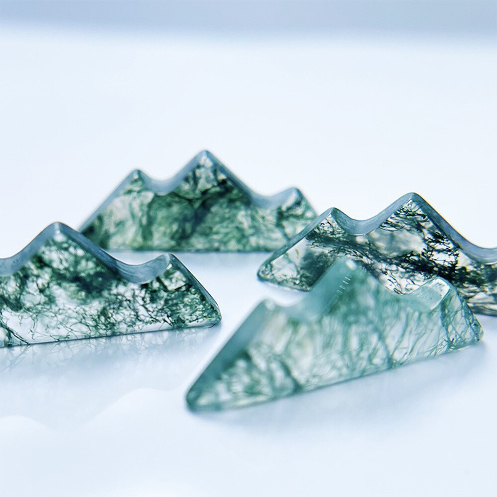 Moss Agate Mountain Carved Quartz Crystal Reiki Healing Stone Random Selection  