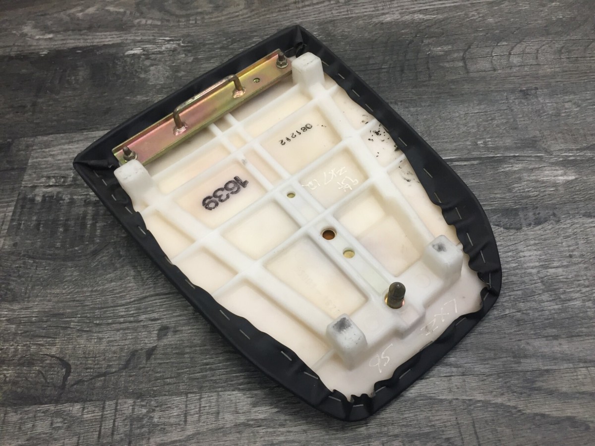 Kawasaki 1993-1995 ZX7 ZX750 Ninja Rear Passenger Pillion