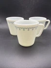 Vintage Pyrex Blue Snowflake Garland Mugs Set Of 3 Coffee Cups  D Handles