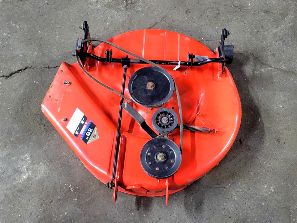 SIMPLICITY CORONET COMPLETE 30" MOWER DECK 1713609SM 1685670SM 1707540ASM - Image 2 of 4