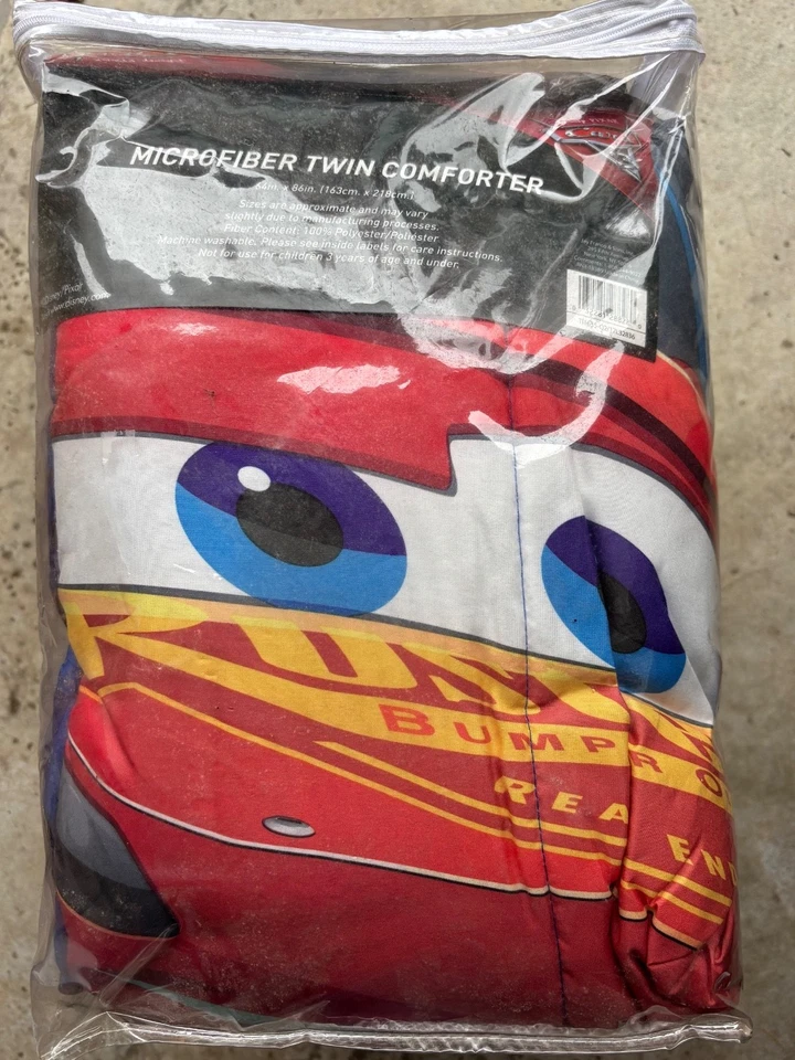 Disney Pixar Cars Microfibra Doble Edredón Reversible 64” X 86” Speedy McQueen Foto 4 de 4