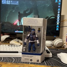 STAR WARS BLACK SERIES MANDALORIAN SCOUT HOLIDAY EDITION NEW