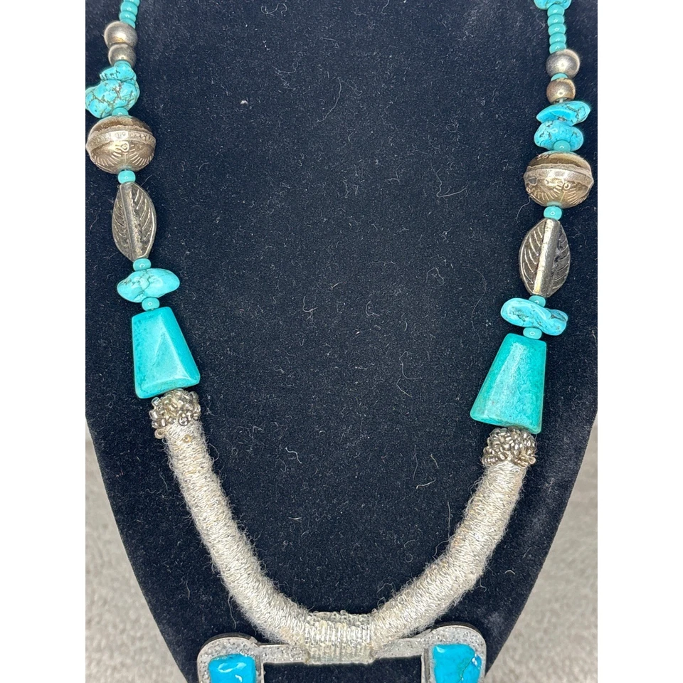 Collar Turquesa De Colección Declaración Cuentas de Metal Plateado Boho Estilo Suroeste Joyería Foto 3 de 4