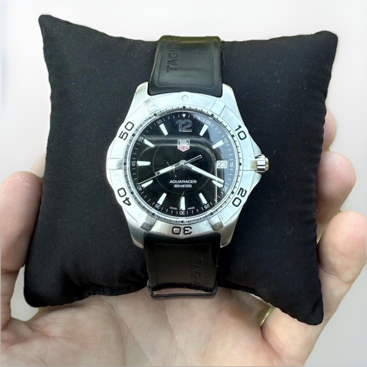 TAG Heuer Aquaracer Men's Black Watch with Rubber Strap WAF1110