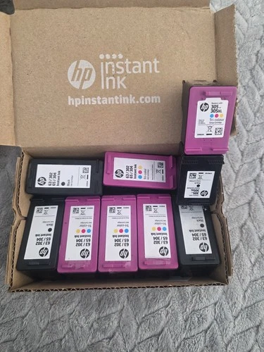 HP Ink Cartridges: 2x full ink, 2x half ink, 3x empty ( 2x 63/302 quarter full)