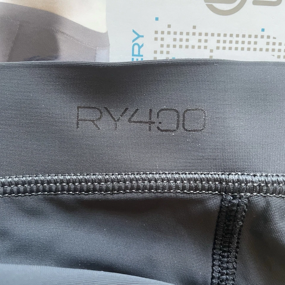 SKINS RY400 Women's Recovery Compression Long Tights Graphite Size Small NEW - Image 3 of 4