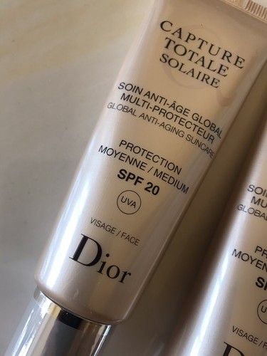 100% AUTÉNTICO DIOR CAPTURE TOTAL SOLAIRE PROTECCIÓN SOLAR ANTIENVEJECIMIENTO GLOBAL - Imagen 2 de 6