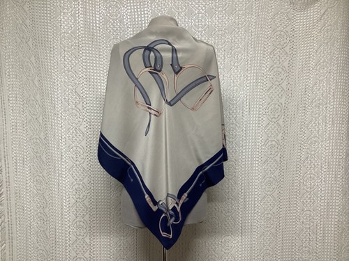 Foulard en Soie Vintage Équestre Cravache Étrier ( FL05/03/02_25B ) - Imagen 14 de 15