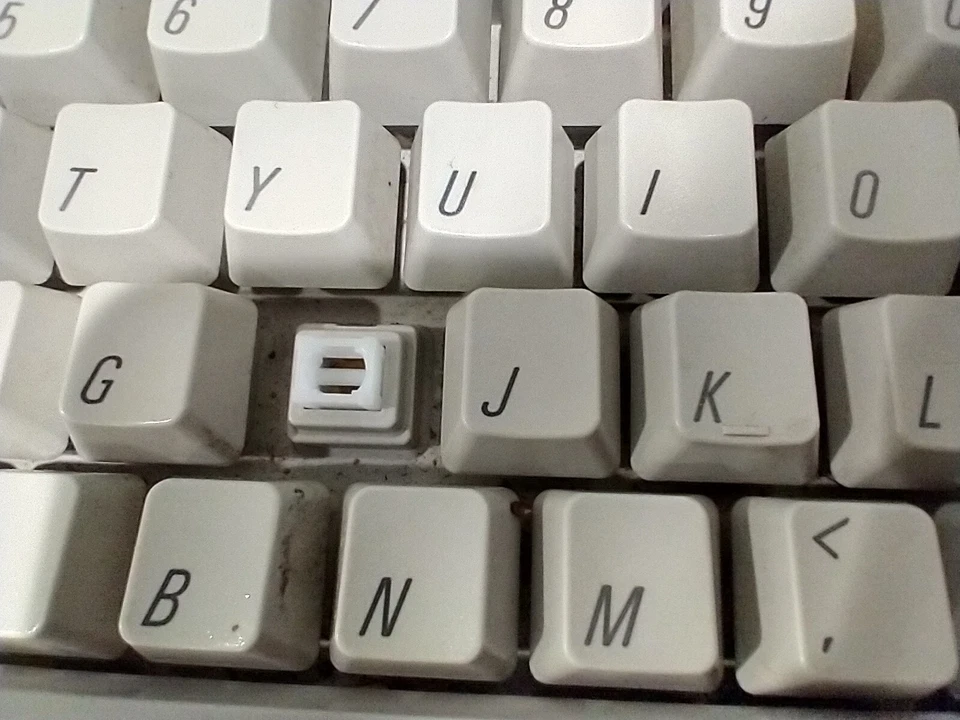 Apple Design keyboard 1996 M2980 lr62448 Working Tested - Image 3 of 4