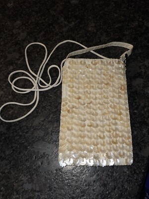 Bamboo Trading Company Club Bag Smart Phone White Capiz Flowers 7.5''x4.75''