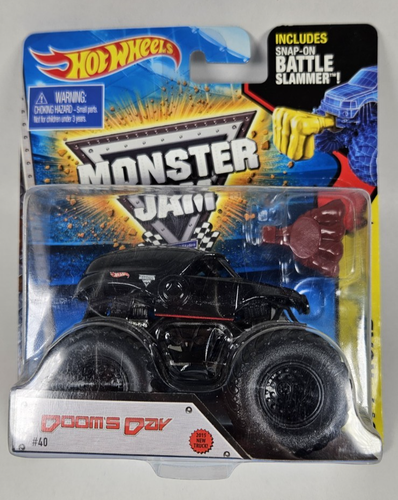 New Dooms Day Hot Wheels Monster Jam Black 1:64 Scale + Snap-on Battle Slammer - Picture 2 of 10