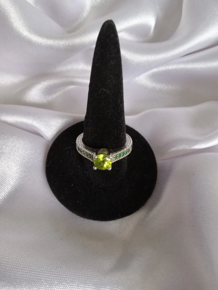 Anillo de peridoto natural sin tratar y circonita verde talla 6, plata de ley .925, calidad Foto 2 de 4