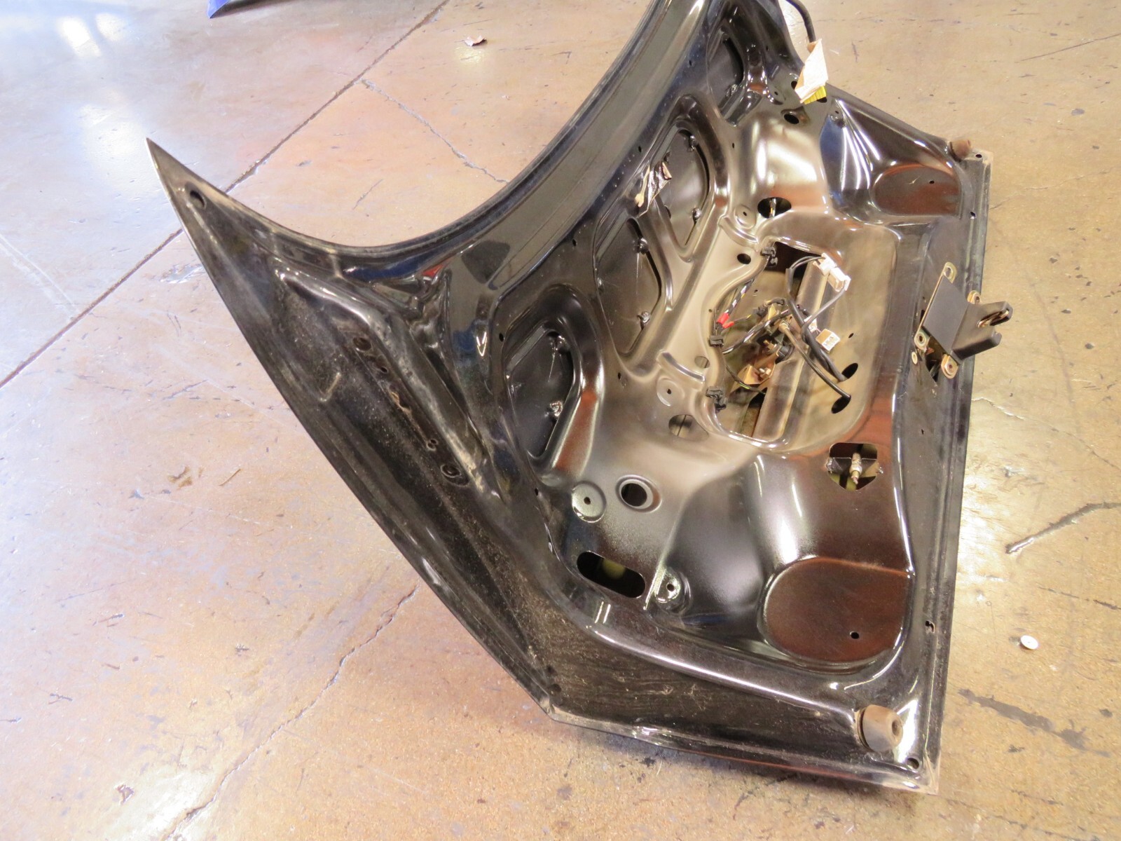 Maserati M128, Gransport, Decklid Tailgate. Black, Used, P/N 68361100